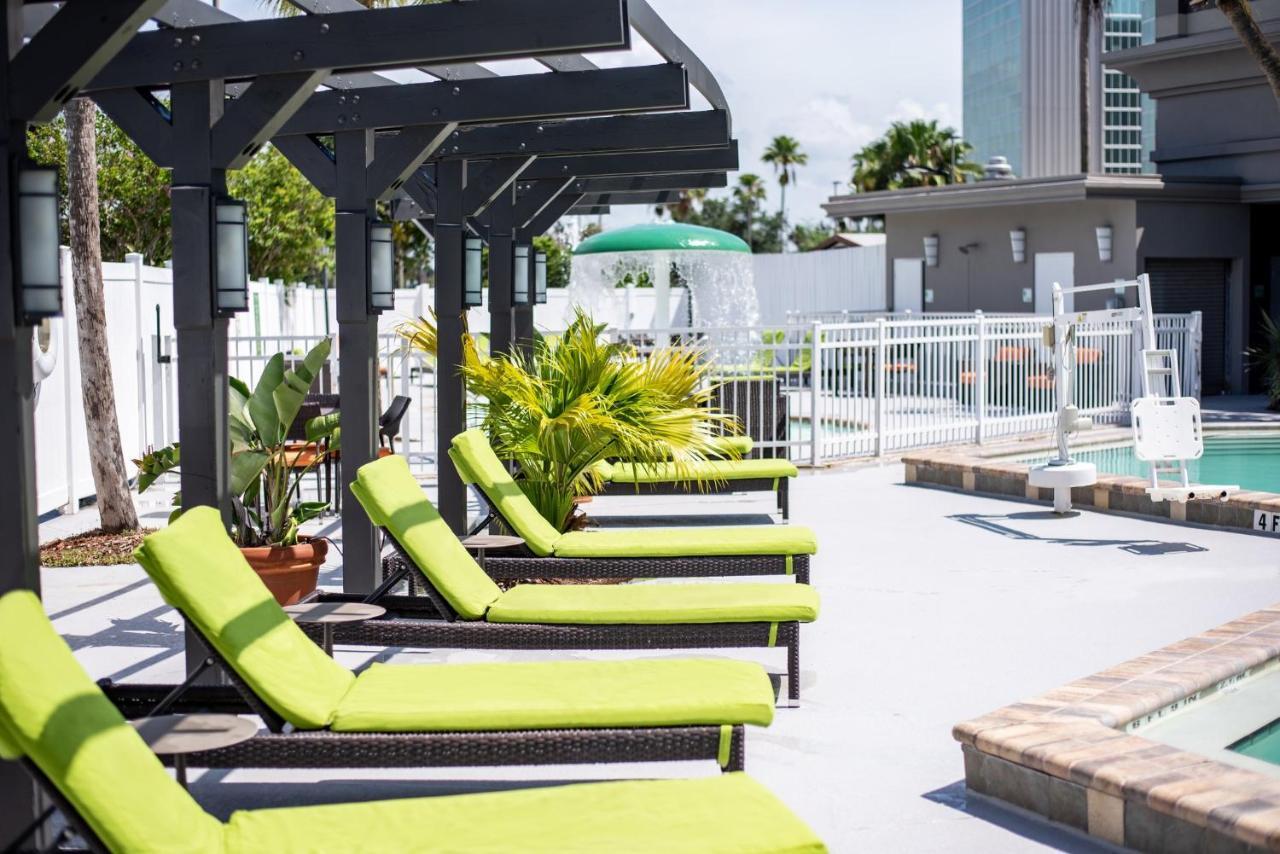 Holiday Inn & Suites Across From Universal Orlando, An Ihg Hotel Eksteriør billede